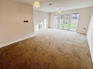 Lounge- click for photo gallery